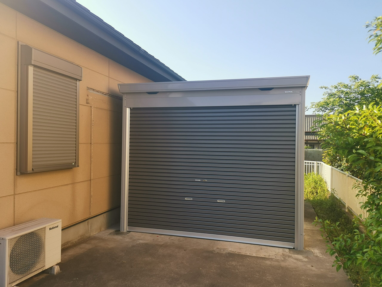 手作りの木製倉庫から耐久性の高いスチール製へ